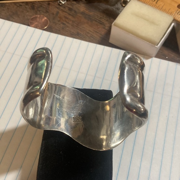 925 heavy solid bangle. - Picture 4 of 8